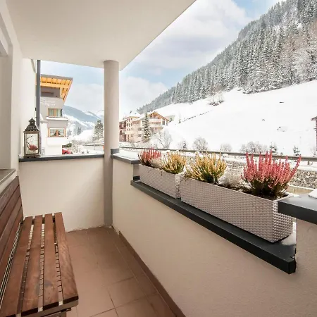 Lejlighed A Luxuriously Furnished, Spacious Holiday Near The Ski Lift