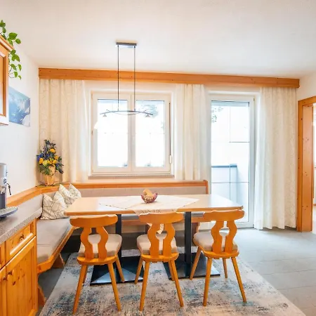 Apartment A Luxuriously Furnished, Spacious Holiday Near The Ski Lift *