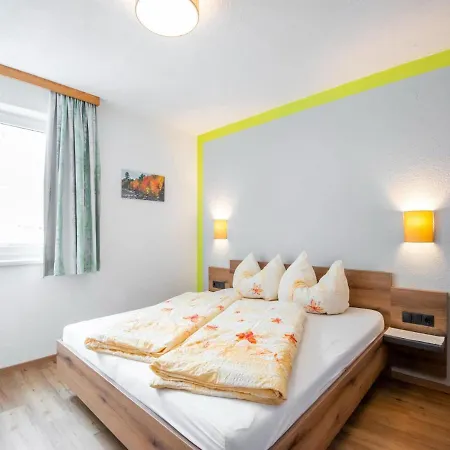 A Luxuriously Furnished, Spacious Holiday Near The Ski Lift * Kappl (Landeck)